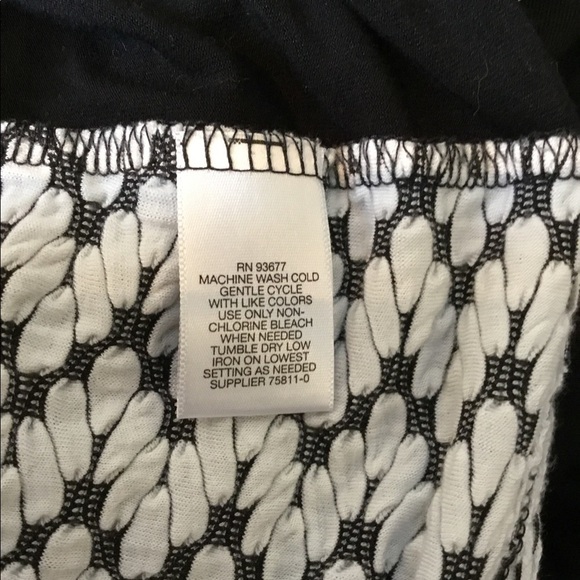 LIZ Claiborne black white large Tank - Picture 4 of 16